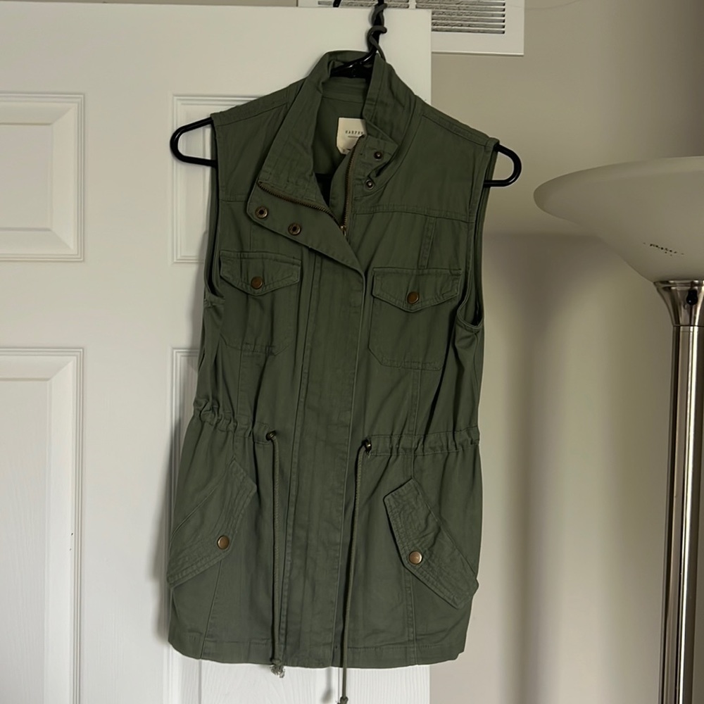 Green utility vest